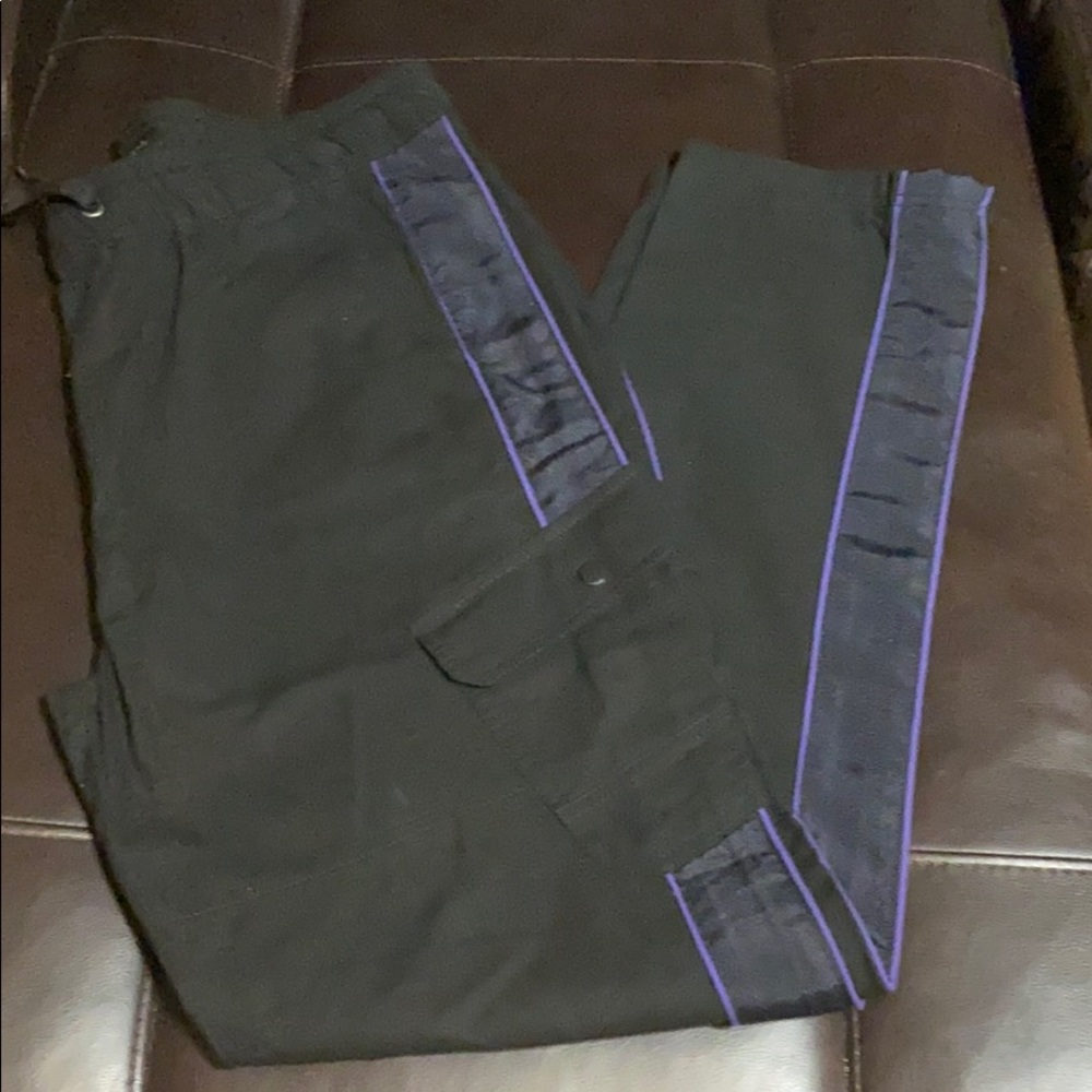Never worn cargo pants for men size XL